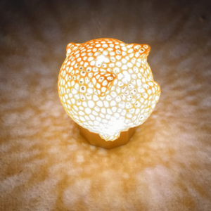 ZLATÉ PRASÁTKO VORONOI ART - SVÍTÍCÍ - Obrázek 1