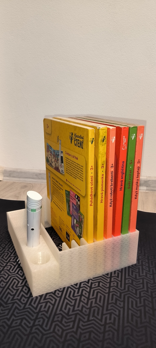 Stojánek EXTRA na ALBI KNÍŽKY – KOUZELNÉ ČTENÍ – 9 knížek + 2x tužka (v1 a v2) + úložný prostor