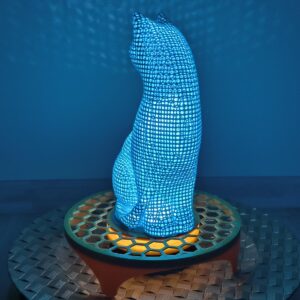 Algorithm Cat: Designová 3D socha s magickou hrou světel - Obrázek 2