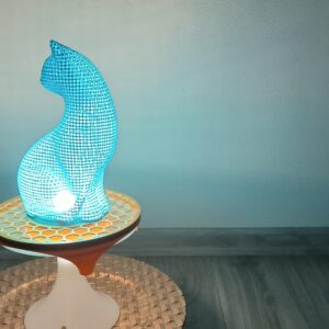 Algorithm Cat: Designová 3D socha s magickou hrou světel - Obrázek 8