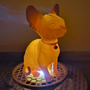 Sphynx Aura: Designová světelná socha s hřejivým nádechem - Obrázek 4