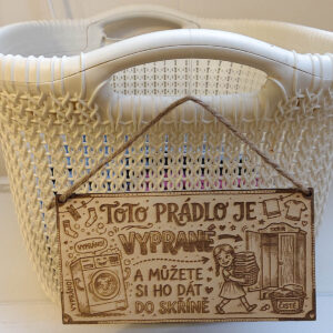 Dřevěná cedulka na koš s prádlem – „Toto prádlo je vyprané“ - Obrázek 2